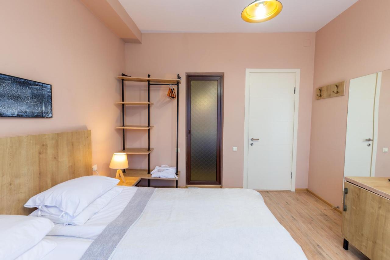 Hotel N16 Μπατούμι Εξωτερικό φωτογραφία