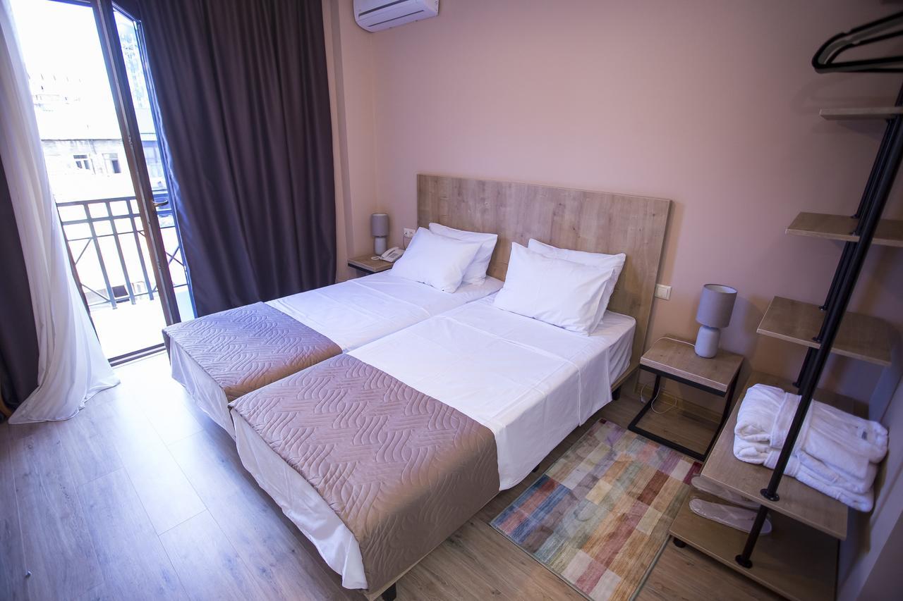 Hotel N16 Μπατούμι Εξωτερικό φωτογραφία