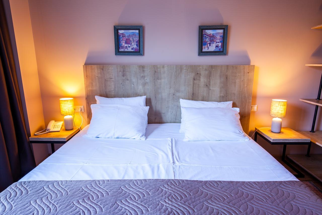 Hotel N16 Μπατούμι Εξωτερικό φωτογραφία