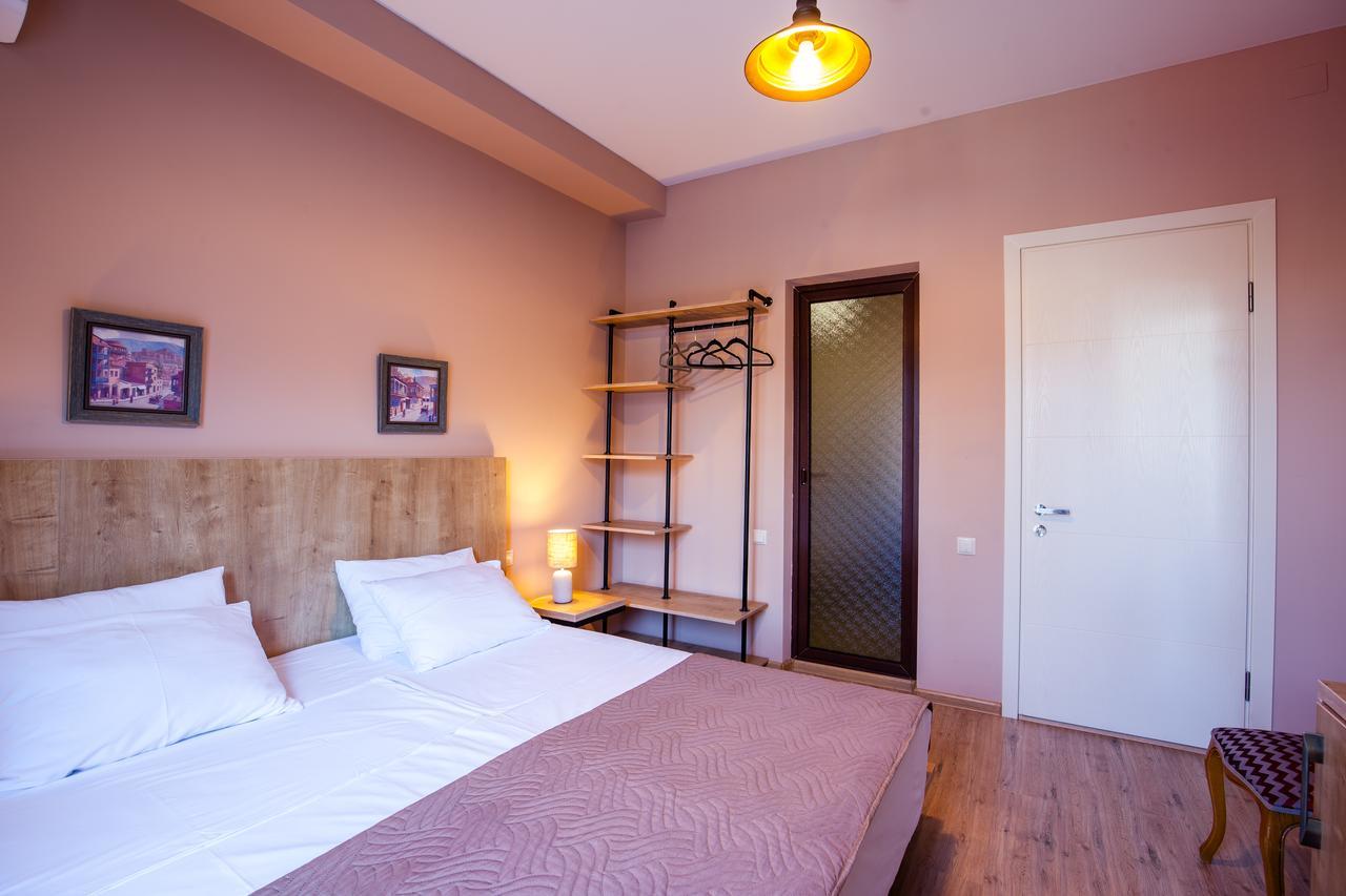 Hotel N16 Μπατούμι Εξωτερικό φωτογραφία